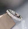 18K 로즈에서 다이아몬드가있는 고급 질의 펑크 반지 웨딩 쥬얼리 선물 및 여성을위한 플래티넘 컬러 무료 배송 PS7057