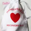 50pcs Hangover Kit Wedding Souvenir Holder Bag 9x14cm Cuore Cotton Gift First Aid Gift Bag Bomboniere per una vacanza fatta a mano T200115