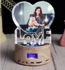 Bluetooth Rgb Light Love Crystal Пользовательский логотип Лазер Po Стекло Po Рамка Вращающаяся музыкальная шкатулка Mp3-динамик Свадьба День рождения Christm4773281