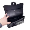2022maxi Jumbo стеганые патентные кожаные пакеты блестящие классические двойные лоскуты прямоугольные багаж серебряный металлический аппаратный оборудование Matelasse Cha2275