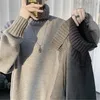 Mens Turtleneck Tröjor och Pullovers Vinter Tjock Vintage Casual Loose Korean Mode Kläder Stickad Turtle Neck Sweater Män