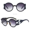 Güneş Gözlüğü Hollow Yuvarlak Kadın Marka Tasarımcısı Sunglases Kadın Güneş Gözlükleri Moda Gafas Feminino Tutucu1