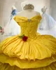 Chic Yellow Ball Gown Quinceanera Dresses Cupcake taffeta Ruffles Tiered Off The Shoulder Ball Gowns Formal Dress Evening Women Sweet 16