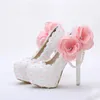 Tatlılık Sevimli 2020 El Yapımı Düğün Ayakkabı Beyaz Dantel Doğum Günü Partisi Ayakkabı Kadın Bahar Aplikler Annesi Gelin1