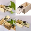 Prank caché petites boîtes en bois 9,5 * 6,5 * 6 cm jouer blague silicone vous donner une surprise boîte d'araignée jouet cadeau Scarebox haute qualité 3 5by M2