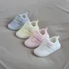 Ulknn Baby Shoes الخريف 1-3 سنوات الأولاد البالغين من العمر فاكهة نمط الفاكهة الناعمة أسفل الأحذية الصغيرة