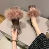 Kvinnor Tofflor Solid Fluffy CrissCross Design Platform Päls Sole Luxury Mules Ladies Slides Party Sandals Zapatos de Mujer X1020