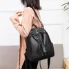 Haute qualité en cuir femmes sac à dos sacs d'école de mode pour adolescentes filles Vintage femme voyage simple épaule noir Backpacks275D