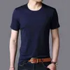 MRMT 2022 Brand New Summer Color Sólido Homens T-Shirt T-shirt de Manga Curta T-shirt para Masculino Rodada Collar Meia Manga Tops Tshirt G220223