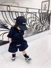 Çocuklar Kız Erkek Setleri Yaz Çocuk Pamuk T Shirt Şort Ile 2 adet / Eşofman Bebek Kazak Spor Kıyafet Giyim Hediye Bir Çorap