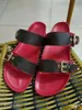 Hausschuhe BOM DIA FLAT MULE 1A3R5M Coole, mühelos stilvolle Slides 2 Riemen mit angepassten goldenen Schnallen Damen Strand Sommer Hausschuhe