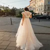 Wspaniałe sukienki ślubne Line Bohemian niestandardowe eleganckie koronkowe aplikacje boho suknie ślubne Ruched Tiulle vestido de novia