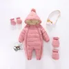 2020 Yenidoğan Bebek Tulum Kapüşonlu Artı Kadife Sıcak Bebek Erkek Snowsuit Toddler Kar Takım Elbise Bebek Kız Pamuk Tulum Rompers LJ201007