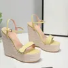 Sıcak satış-toptanWomen sandalet terlik nakış tasarımcı slaytlar sandalet çiçek brokar flip floplar çizgili