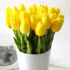 21 adet / grup PU Sahte Yapay Çiçek Buketi Gerçek Lale Çiçekler için Parti Düğün Ev Dekorasyon Çiçek T200103
