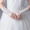 Brudhandskar mode skönhet flicka vita fingerlösa bröllopshandskar spets pärlor för brudtillbehör