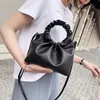 HPB Kvinnor Enkel Dumplings Messenger Bag Retro Ny Fashion Cloud Kvinna Crossbody Shoulder Bag Tide Handbag Koppling Väska