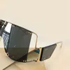 10040 Nya mode solglasögon med UV-skydd för män och kvinnor Vintage Square Metal Integrerad ram Populär toppkvalitet kommer med fall