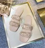 Fashion-Slides Kvinnor Tofflor Sommar Sandaler Strand Slide Flat Platform Ladies Sandali Badrum Hemskor Flip Flops Striped Causal Slipper