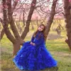 Royal Blue Tiered Organza Flower Girls Dresses Long Långärmad Puffy Toddler Pagant Klänning Juvel Neck Liten Flicka Brithday Party Gowns