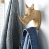 hanging clothes hanger