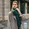 Outono e inverno novo estilo europeu e americano dupla face cor correspondente de cor sólida cachecol lenço borla cachecol quente selvagem xale femal