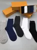 Designer män sock grossist mode män och kvinnors fritid Högkvalitativa Cottons Socks Brev Andas 100% bomullsport