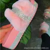 W4OM Woman Sandals Purse Handväskor Set Pur Purses Fox Women Luxury Fur Slippers Set Color Real Matching Jelly Slides och Bag6173937