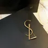Damska projektant broszka luksusowe męskie skręt broszka złote litery Pinsy