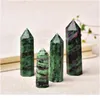 Koszyjnik Light 1PC Naturalne kryształowe punkty epidota leczenie Obelisk Zielony kwarc wieżowy Ozdoba do wystroju domu Reiki Energy Stone Pyra Qylsfg