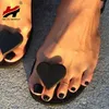 NAN JIU MOUNTAIN جديد صنادل نسائية مسطحة أسفل إصبع القدم الحب رباط للكاحل موضة أحذية نسائية أسود خفيف الوزن وحيد Y200405