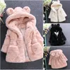 Sous filles chaudes manteau d'hiver 1-7 ans Girls Parkas Parkas à capuche de bande dessinée à capuche oreilles de lapin plus velours épaississement en velours 4 couleurs cadeau enfants LJ201128