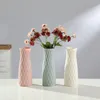 Creative Nordic Modern Plastic Vase Fashion Simple Anti-Fall Imitation Ceramic Home Decoration Ornaments XG0307