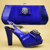 Zapatos italianos con conjunto de bolsos a juego decorados con apliques Zapatos y bolsos africanos Conjunto a juego Elegantes zapatos italianos para mujer1