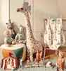 Fyllda djurdockor Simulering Giraff Plush Toys Soft Animal Giraffe Sleeping Doll Birthday Gift Kids Toy Baby Room Dector 220218827097
