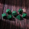 Syntes Malachite Loose Gemstones Engrave Dungeons och Dragons Game-nummer-Dice Anpassad stenroll Spela spel Polyhedron Stones Dice Set Ornament Wholesale