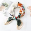 Sciarpa per la testa della bandana di moda per donne stampata per capelli seta di seta in raso sciarpa a fascia quadrata per le donne 7070cm4687305