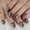 ongles de miroir noir