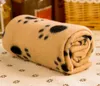 60 * 70cm kennlar pennor husdjur filt liten tass utskrift handduk katt hund fleece mjuk varmare underbara filtar sängar kudde mat hund täcke