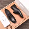 P md sapatos de festa para homens coiffeur sapatos de casamento homens elegantes marca italiana sapatos de couro de patente masculino formal sepatu deslizamento em pria 11 c5zo