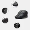 Basker vinter baskar för män pu läder fast hatt brittisk retro stil tjockare platt topp cap artist målare cap19048552