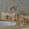 Lüks çift kare kollar banyo musluk güverte montaj fırçalanmış nikel kuğu yıkama havzası karıştırıcı musluklar