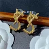 Brincos de desenhista para mulheres de luxo jóias de prata letras de ouro aro brinco mulheres moda marca orelha pregos D22021701YY