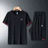 2021 New Embroidered Bee T-shirt Short Sleeve Fashion Casual Pants Two-piece Summer Short Sleeve Sports Suit Men's G1222