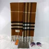 OEMG Sciarpa in cashmere 100% e Hijab in lana Plaid ultra caldo ed elegante Accessorio per abiti invernali e primaverili 70 9inX11 8in Giftbox Y22317x