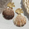Hoop Huggie örhängen för kvinnor Fashion Vintage Bohemian Sea Shell Conch Geometric Metal Ladies Jewelry Gift 1