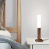 Miglior regalo di Natale Luce notturna a led intelligente Camera da letto interna Sensore di movimento Ir Lampada da parete Lampada portatile portatile Ricarica USB