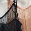 Kvinnors Sexiga Blom Lace Deep V Push Up Bra och Pantis Underkläder Underkläder SetiaWCBEO8V