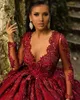 Dark Red frisada Lace Prom Dresses V profundo Neck lantejoulas mangas compridas vestidos de noite até o chão vestido formal