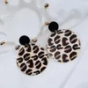 Baumeln Kronleuchter koreanische Version der übertriebenen hölzernen Leoparden-Ohrringe Schmuck geometrisch rund große Damen-Statement1